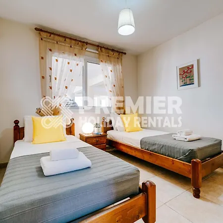 Apartment Dora