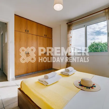 Dora Apartment